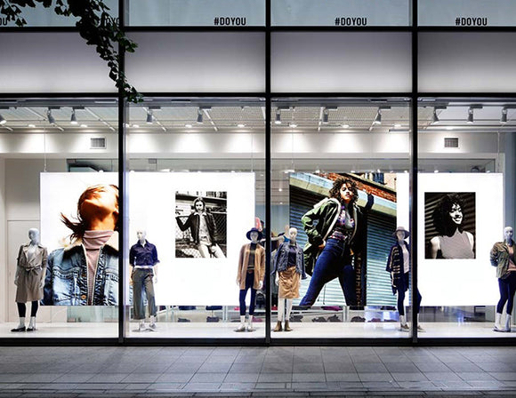 LED ladder lights with stacked strips and secondary light diffusion lens inside SEG light box, ideal for signage and fabric displays.