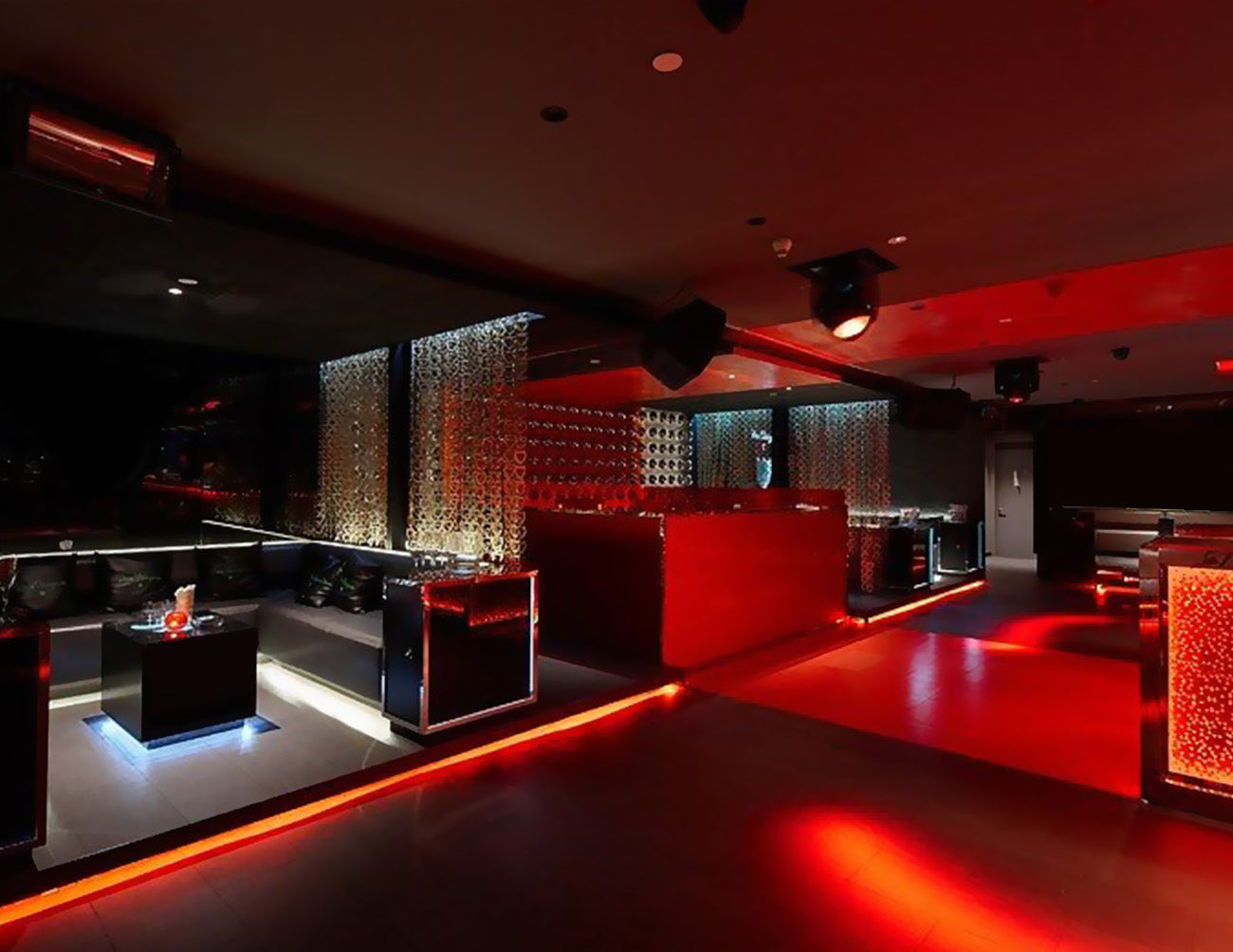 LED Strip Light - Single Color - Ultra Bright - LEGEND RED - Dry Location IP20 - 24V installed in the bar create an intense and dynamic atmosphere, enhancing the space’s vitality and stylish appeal.